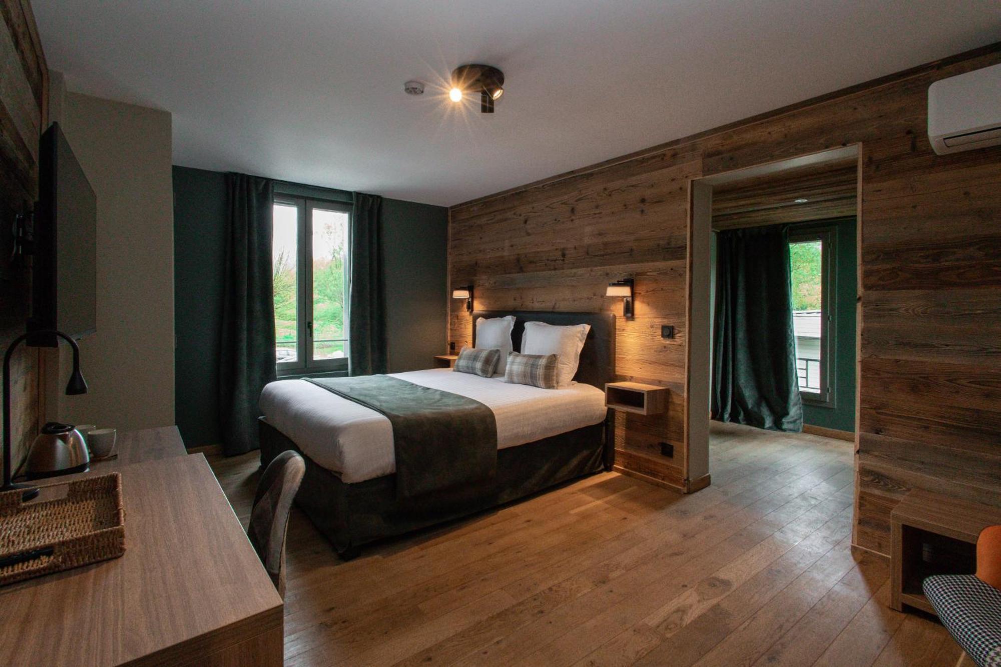 Les Lodges Du Lac Saint-Alban-de-Montbel Ngoại thất bức ảnh
