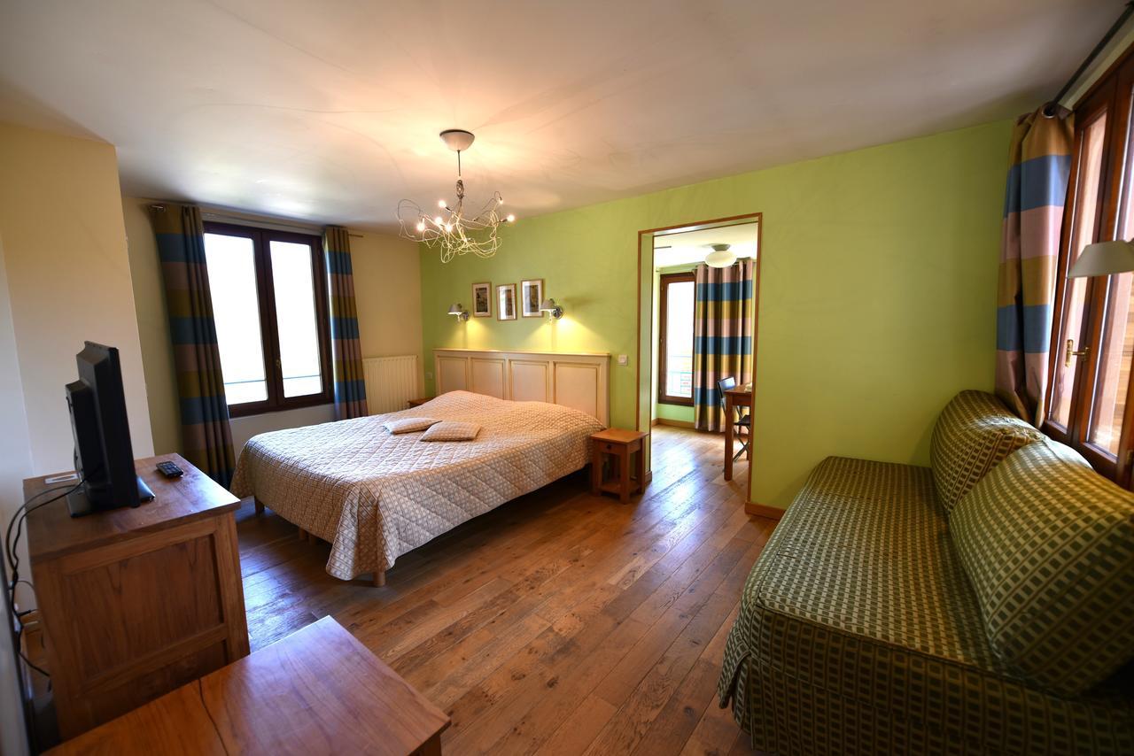 Les Lodges Du Lac Saint-Alban-de-Montbel Ngoại thất bức ảnh